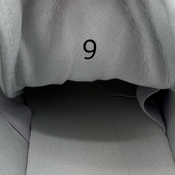 Men’s Mario Valentino Zeus Logo Leather Slip-On Sneakers. Size 9 US | MSRP: $489 - Picture 10 of 10